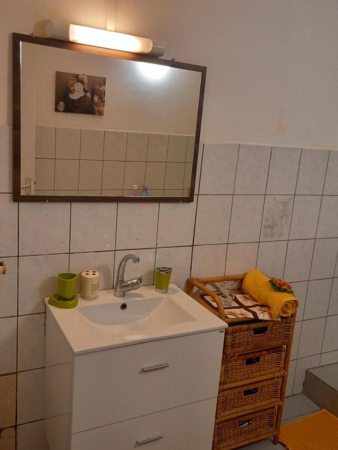 Bel Appartement - Proche Des Plages De Sainte Anne מראה חיצוני תמונה